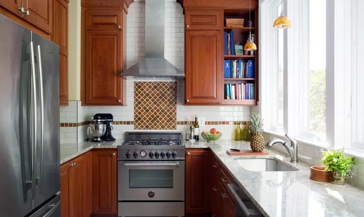 cocina piso con ventana grande